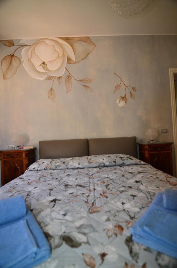 Apartamento Casa Gabri Toscolano-Maderno Exterior foto